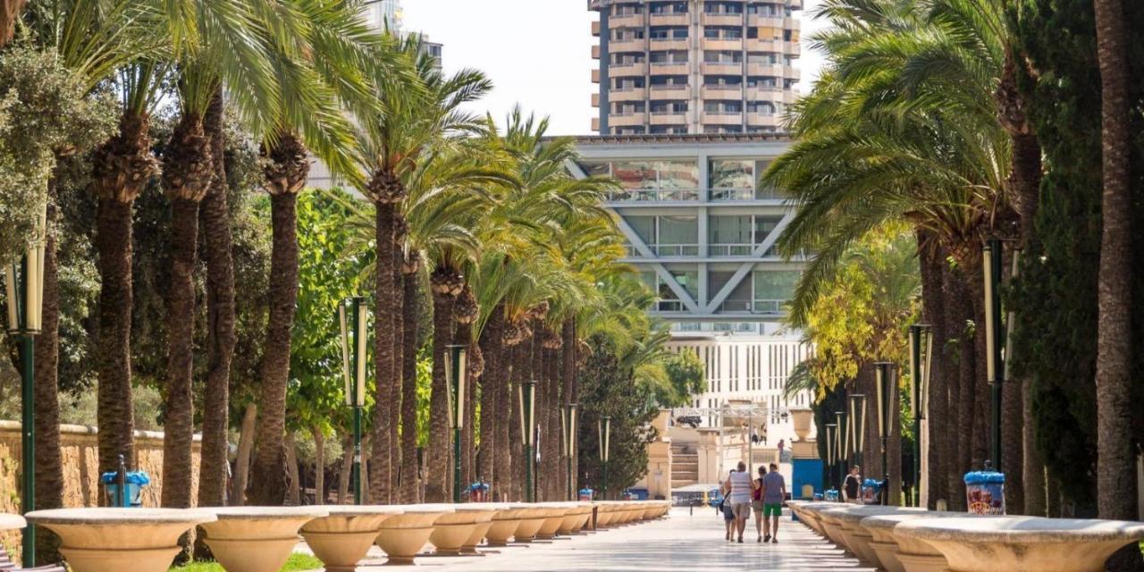 Sol Y Luz Apartamento Levante Centro ベニドルム エクステリア 写真